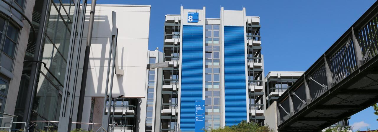 Gebäude 8, AVZ-Campus-Panorama